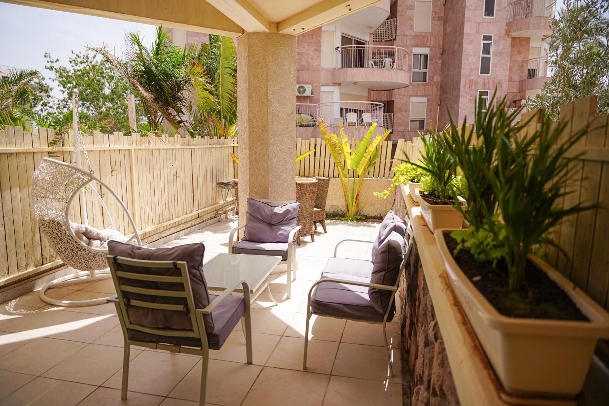 דירת נופש אילת -אלמוג Almog Suite In Eilat Close To Red Sea - דירת נופש אלמוג מרחק נגיעה מהים Екстер'єр фото