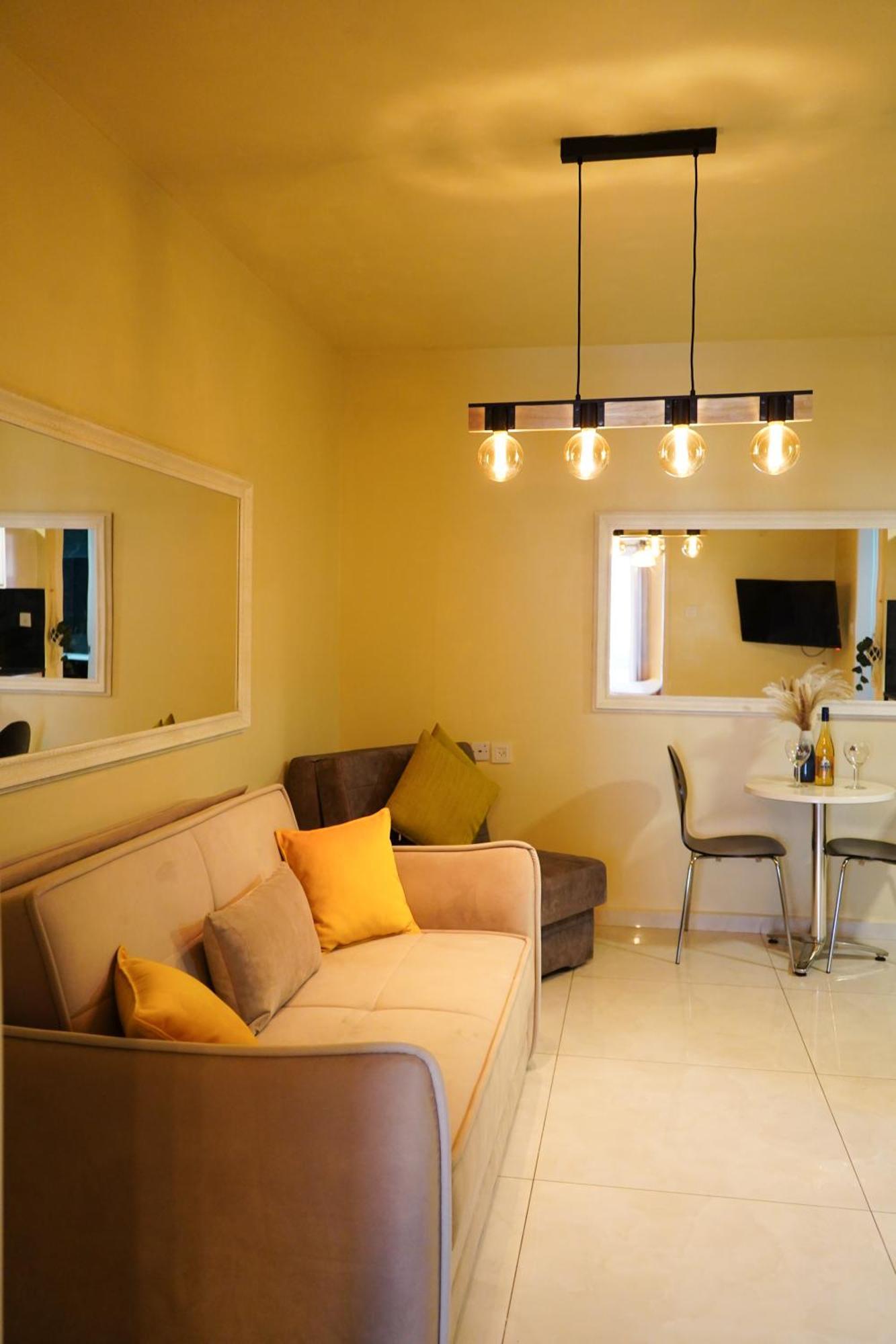 דירת נופש אילת -אלמוג Almog Suite In Eilat Close To Red Sea - דירת נופש אלמוג מרחק נגיעה מהים Екстер'єр фото
